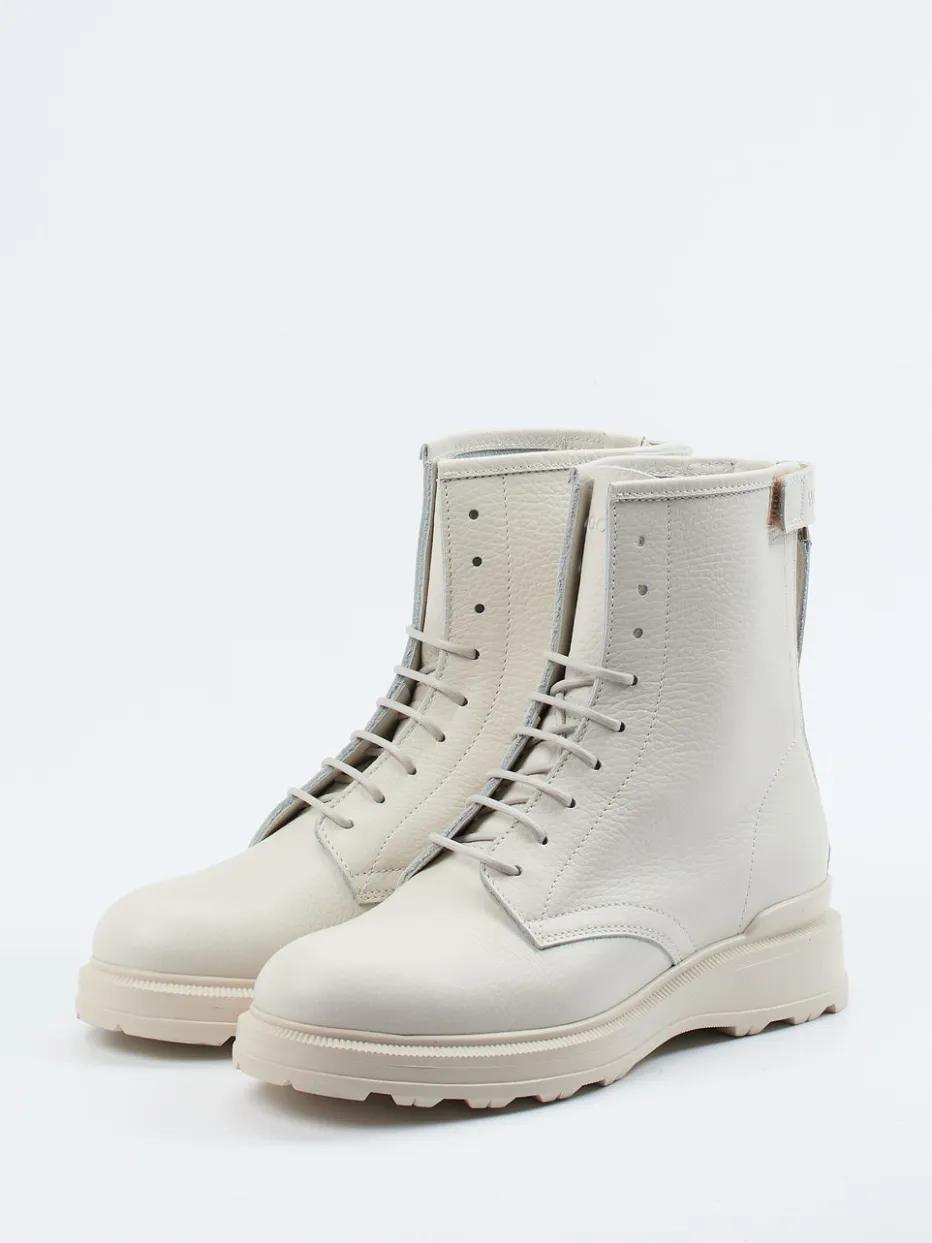 Damen Woolrich – Schnürboots aus Kalbleder cremeweiß