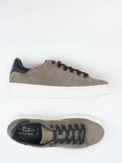 Herren Woolrich – Sneaker aus Nubukleder in Taupe